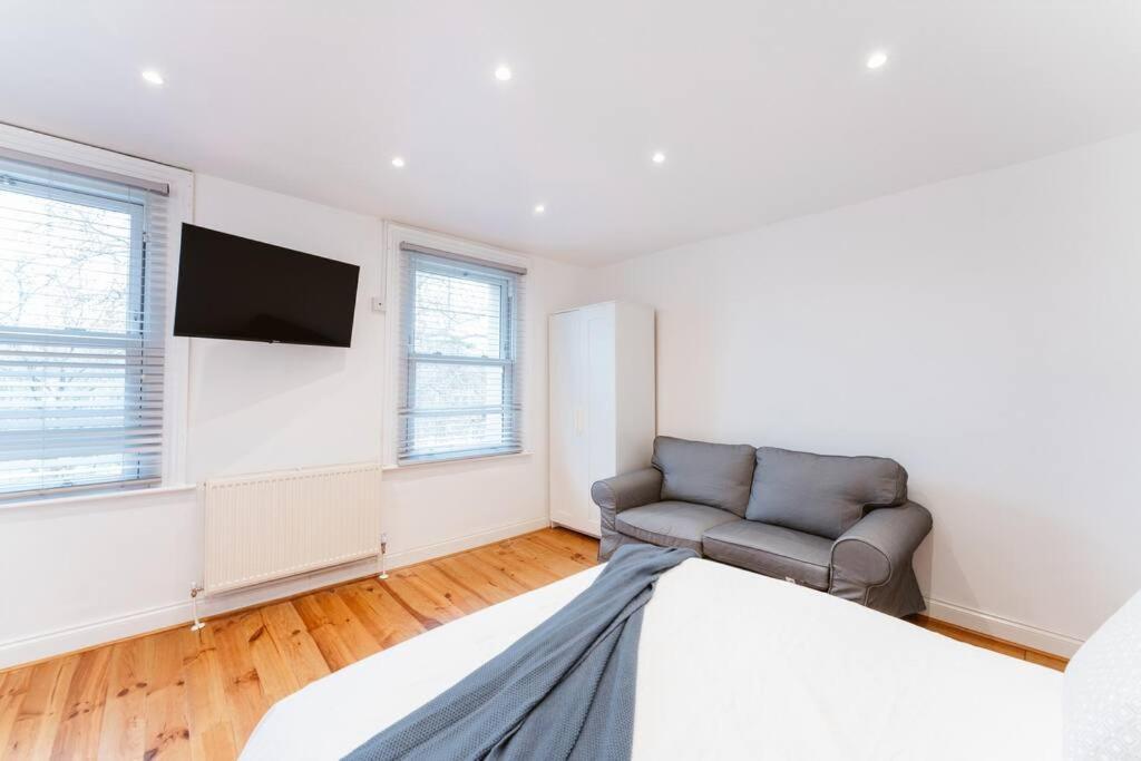 Your Lovely Studio Flat- West3 Londres Extérieur photo
